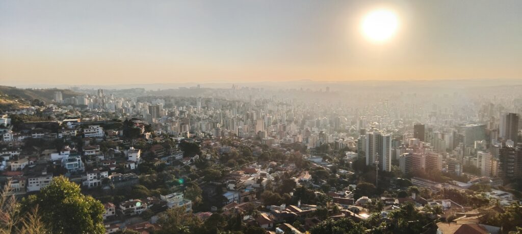 A view of Belo Horizonte, Brazil from Mirante do Mangabeiras